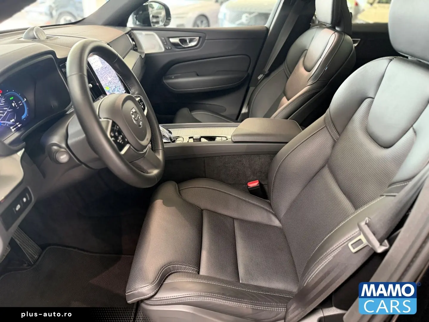 VOLVO XC60 T6 Ultra Black Edition