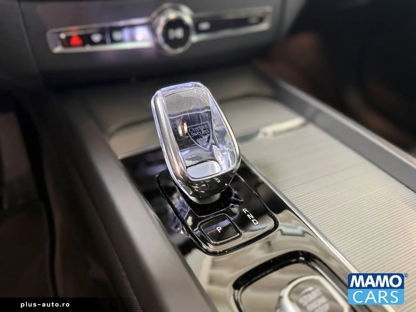 VOLVO XC60 T6 Ultra Black Edition