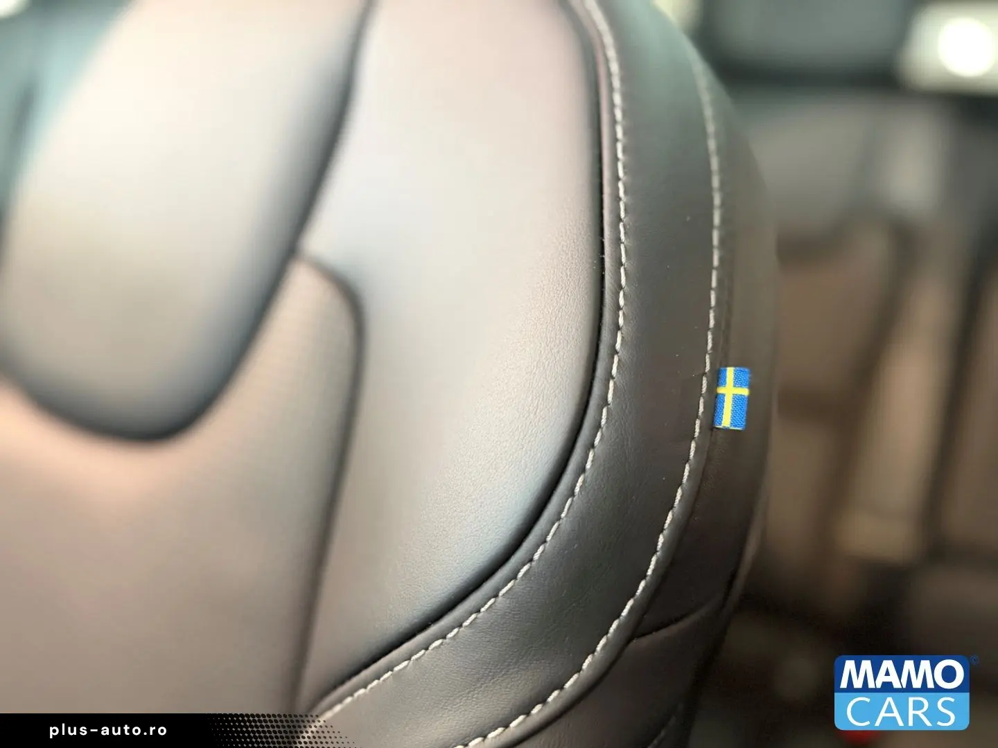 VOLVO XC60 T6 Ultra Black Edition