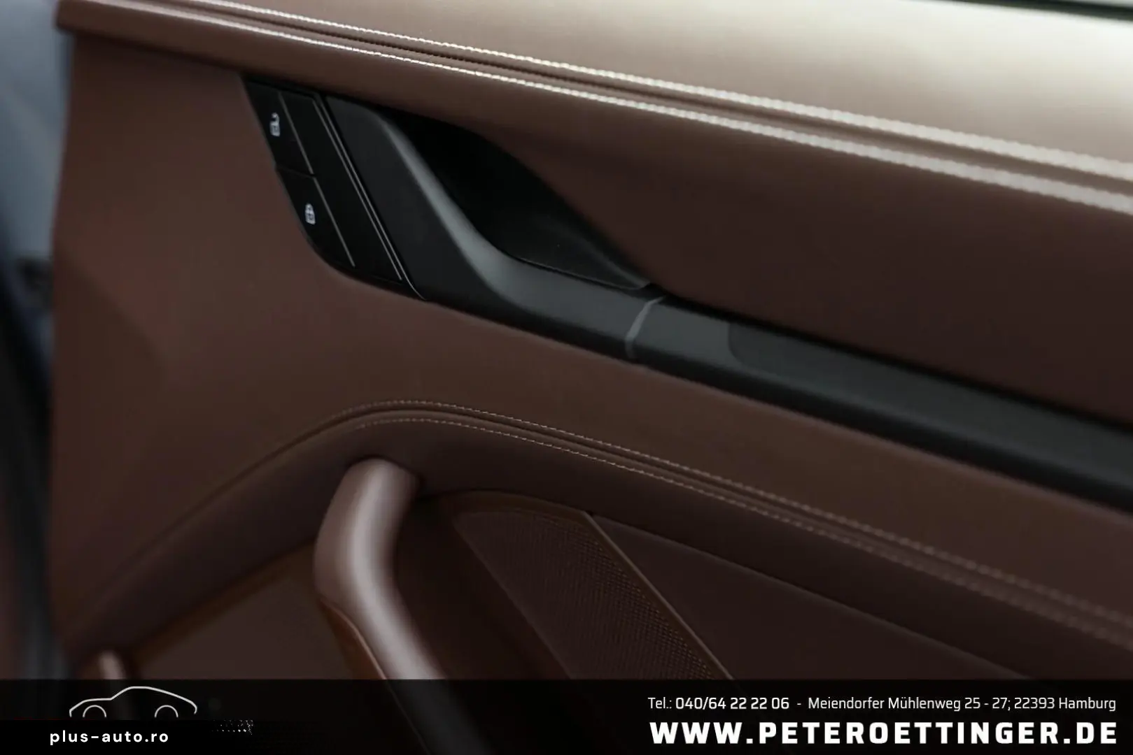 PORSCHE 992 Carrera 4 GTS Cabrio 1. Hand Porsche Approve