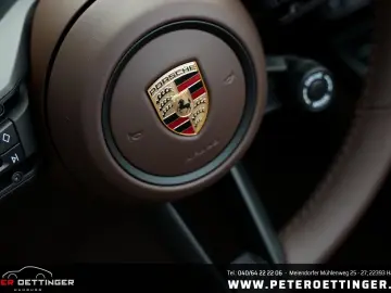 PORSCHE 992 Carrera 4 GTS Cabrio 1. Hand Porsche Approve