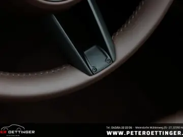 PORSCHE 992 Carrera 4 GTS Cabrio 1. Hand Porsche Approve
