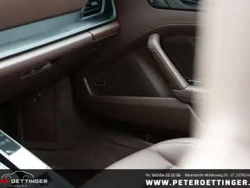 PORSCHE 992 Carrera 4 GTS Cabrio 1. Hand Porsche Approve