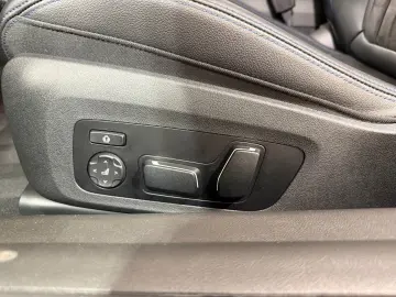 BMW M2 Coupé ACC RFK HUD HK DA PA eSitze ALED