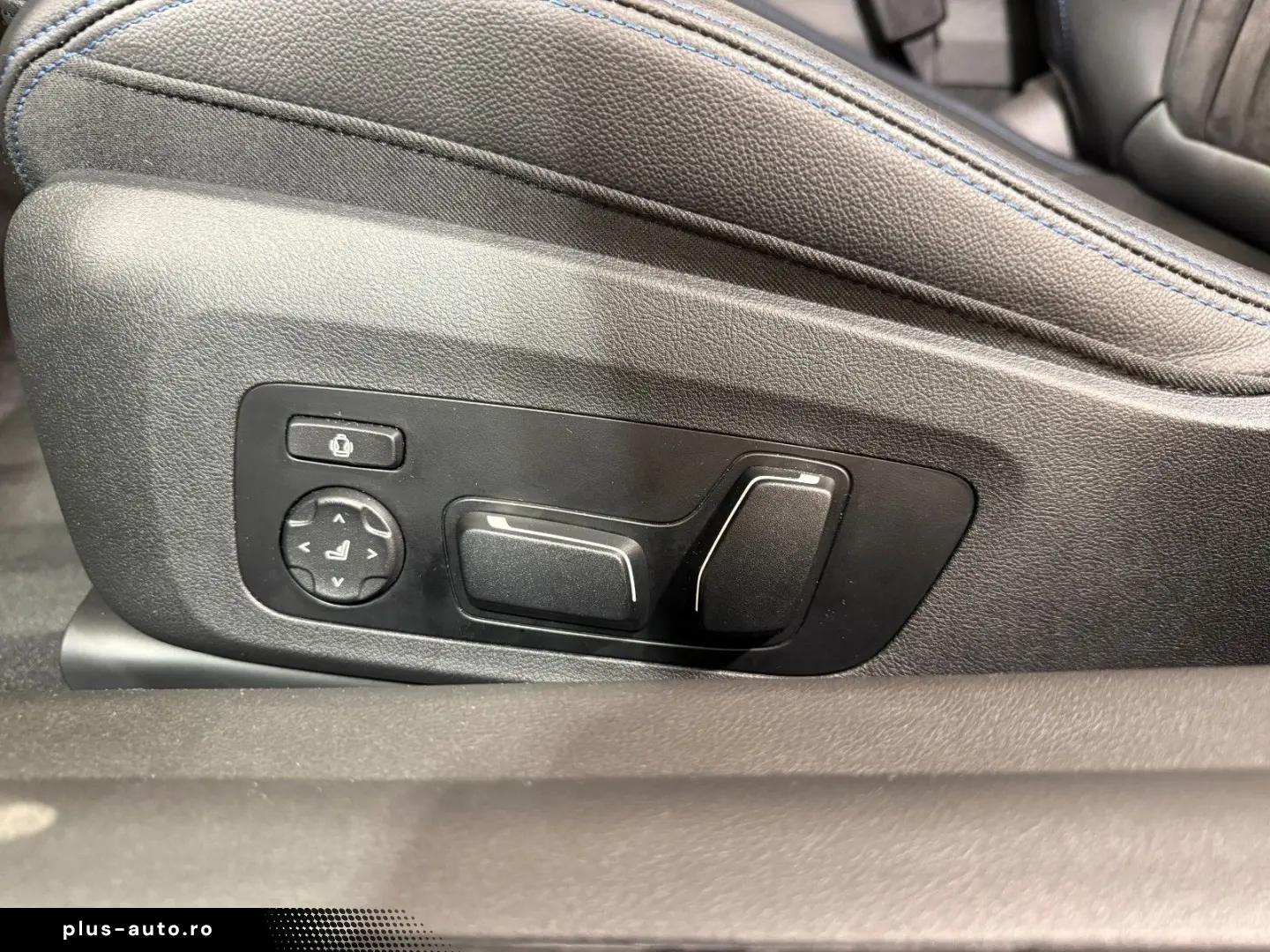 BMW M2 Coupé ACC RFK HUD HK DA PA eSitze ALED