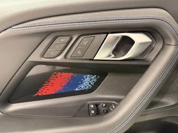 BMW M2 Coupé ACC RFK HUD HK DA PA eSitze ALED