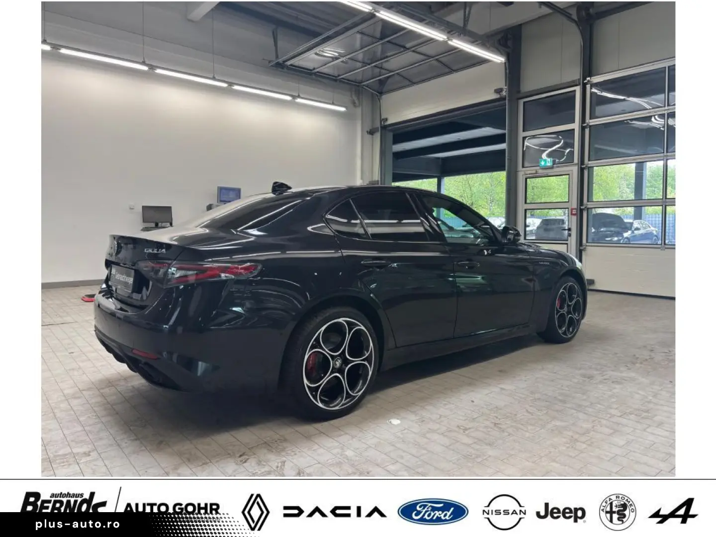 ALFA ROMEO Giulia 2.0 Turbo 16V AT8-Q4 Veloce AUTOMATIK 4WD