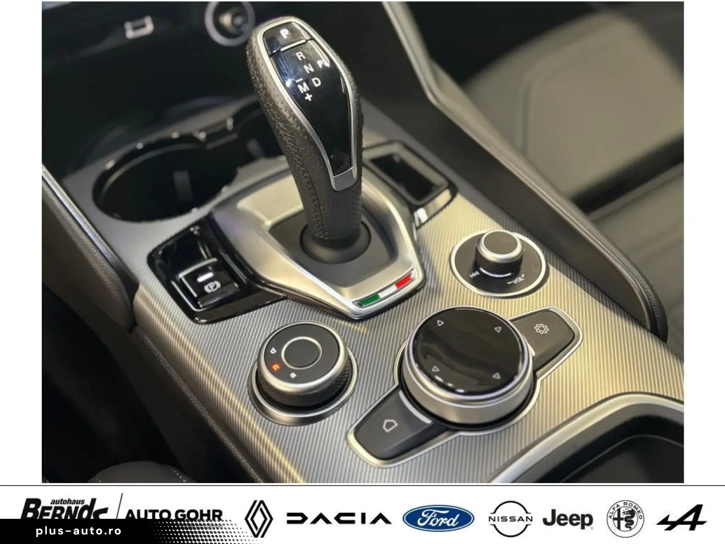 ALFA ROMEO Giulia 2.0 Turbo 16V AT8-Q4 Veloce AUTOMATIK 4WD