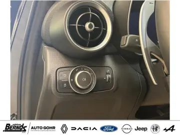 ALFA ROMEO Giulia 2.0 Turbo 16V AT8-Q4 Veloce AUTOMATIK 4WD