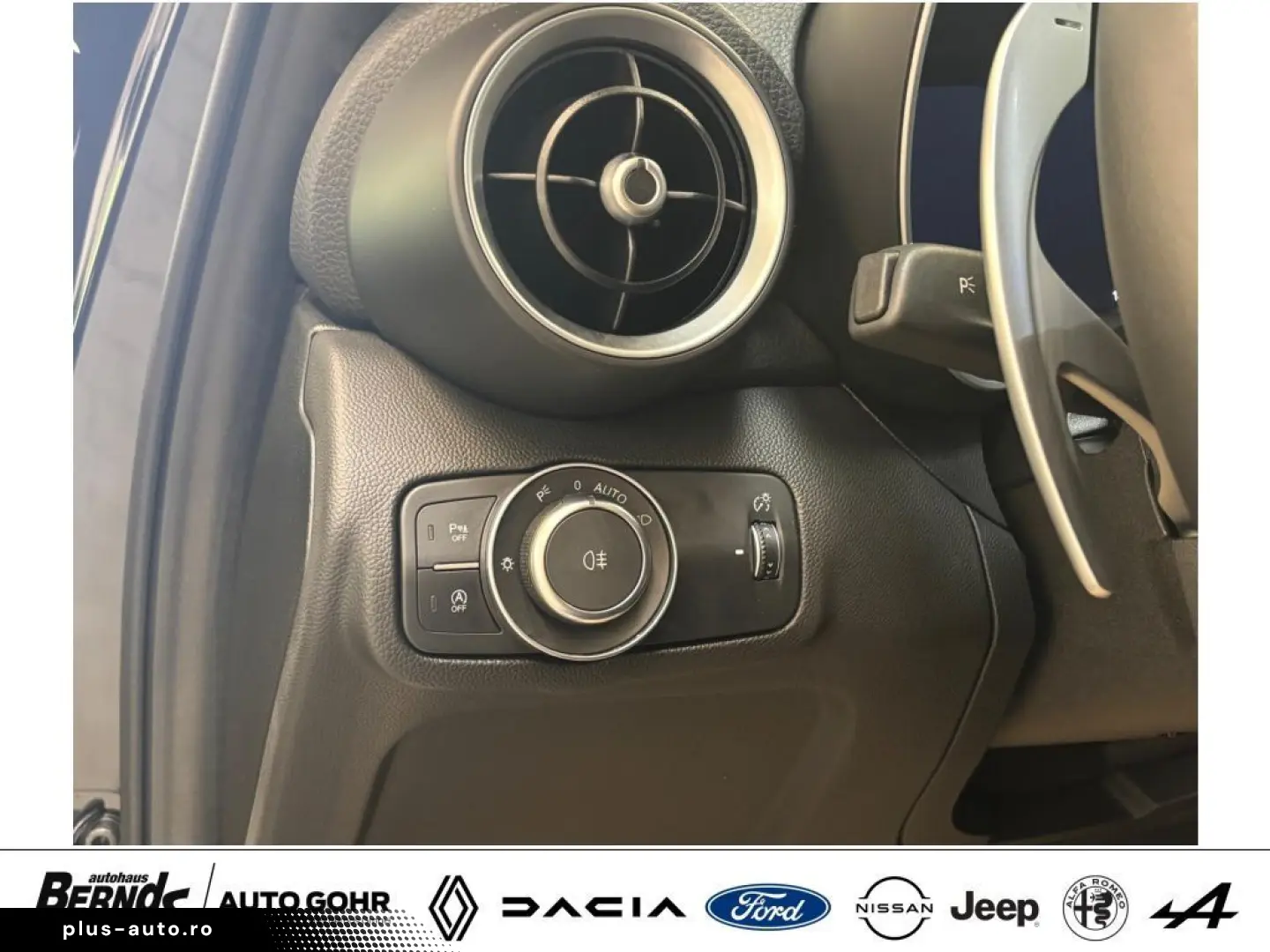 ALFA ROMEO Giulia 2.0 Turbo 16V AT8-Q4 Veloce AUTOMATIK 4WD