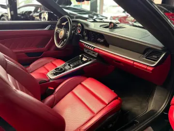 PORSCHE Porsche 911 Turbo Approved Sport Chrono