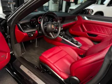 PORSCHE Porsche 911 Turbo Approved Sport Chrono