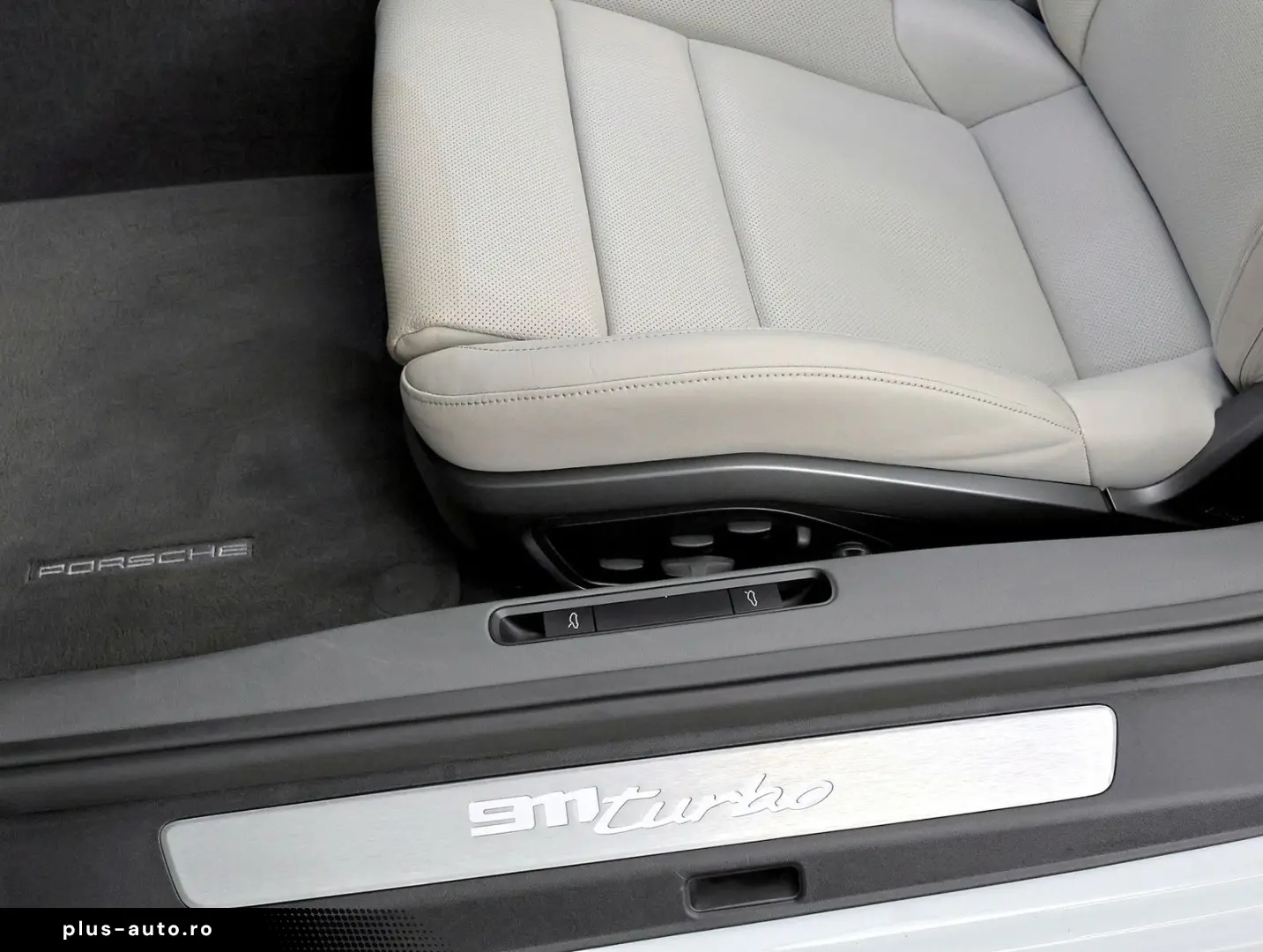 PORSCHE 911 Turbo Cabriolet