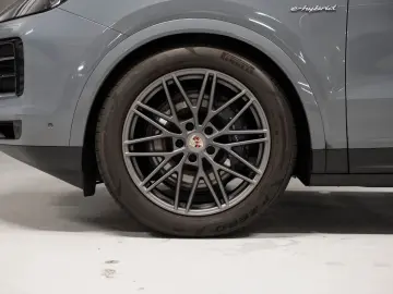 PORSCHE Cayenne E-Hybrid Sport Chrono HeadUp InnoDrive