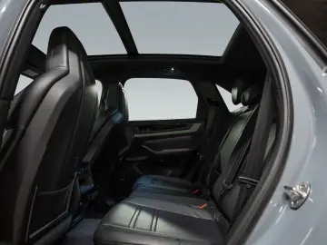 PORSCHE Cayenne E-Hybrid Sport Chrono HeadUp InnoDrive