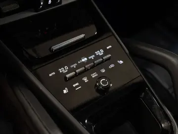 PORSCHE Cayenne E-Hybrid Sport Chrono HeadUp InnoDrive