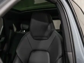 PORSCHE Cayenne E-Hybrid Sport Chrono HeadUp InnoDrive