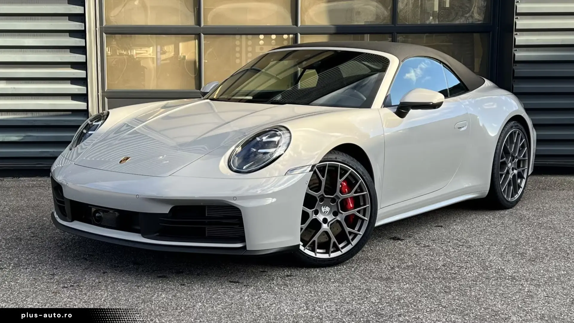 Porsche 992 (911) Carrera 4S Cabrio   Liftsystem   BOSE