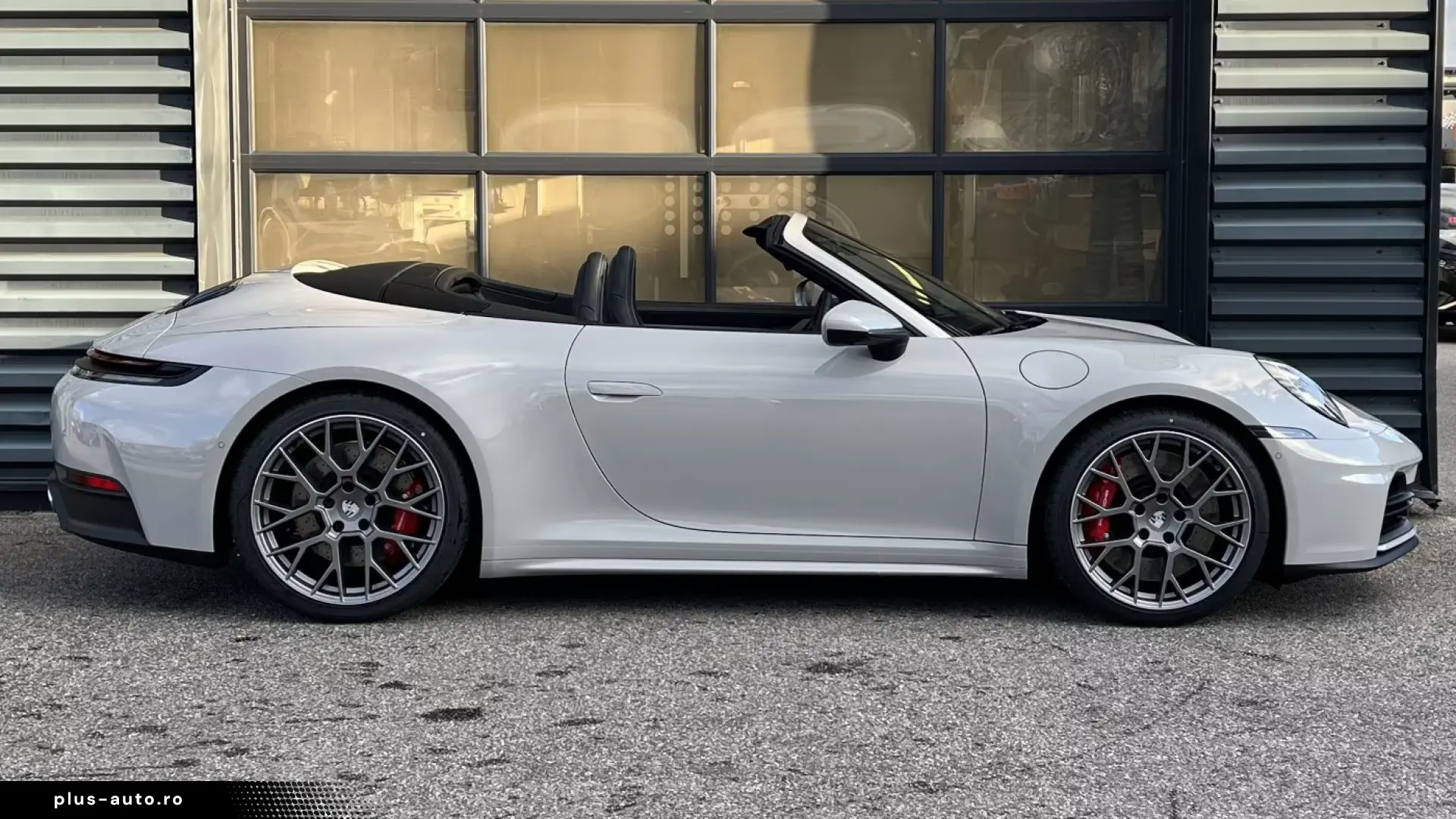 Porsche 992 (911) Carrera 4S Cabrio   Liftsystem   BOSE