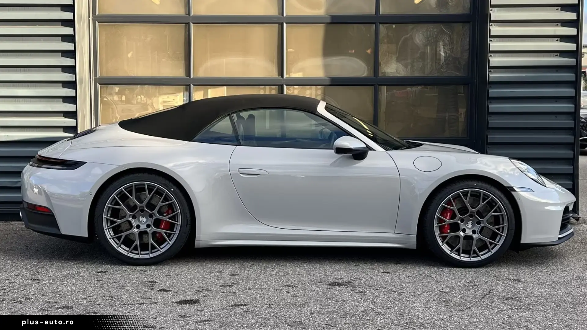 Porsche 992 (911) Carrera 4S Cabrio   Liftsystem   BOSE