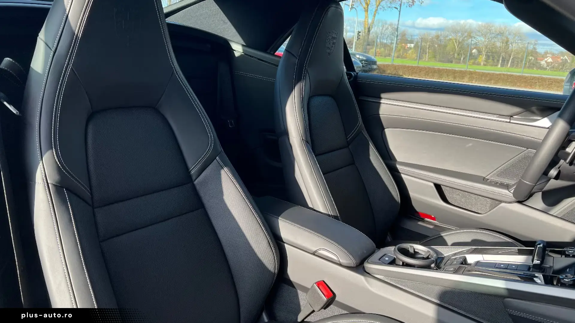 Porsche 992 (911) Carrera 4S Cabrio   Liftsystem   BOSE