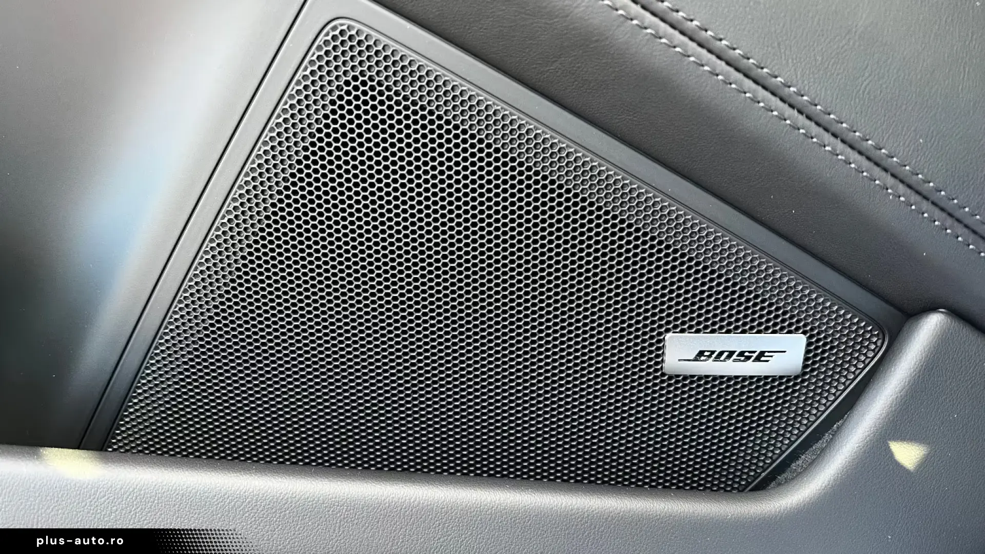 Porsche 992 (911) Carrera 4S Cabrio   Liftsystem   BOSE