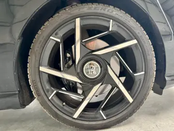 Rolls-Royce Spectre