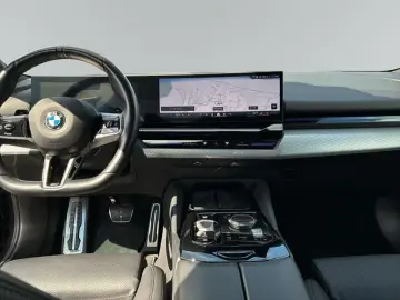 BMW 520d Limo M Sportpaket  KOMFORTSITZE.ACC