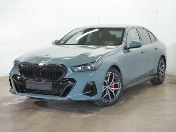 BMW 520i M Sport Pro HK HiFi DAB LED