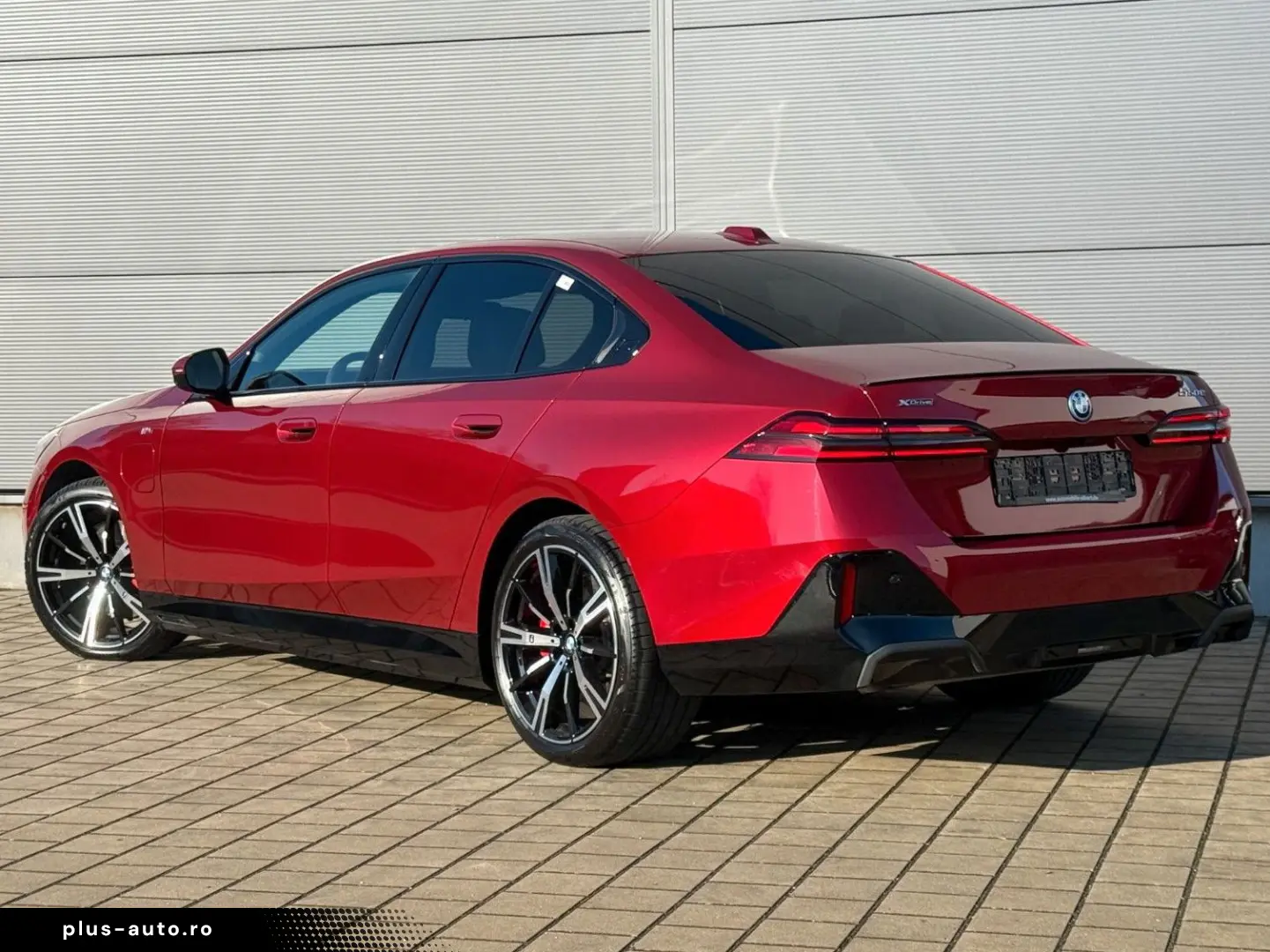 BMW 550e xDrive M Sport Pro B&W Sitzbelüftung 360
