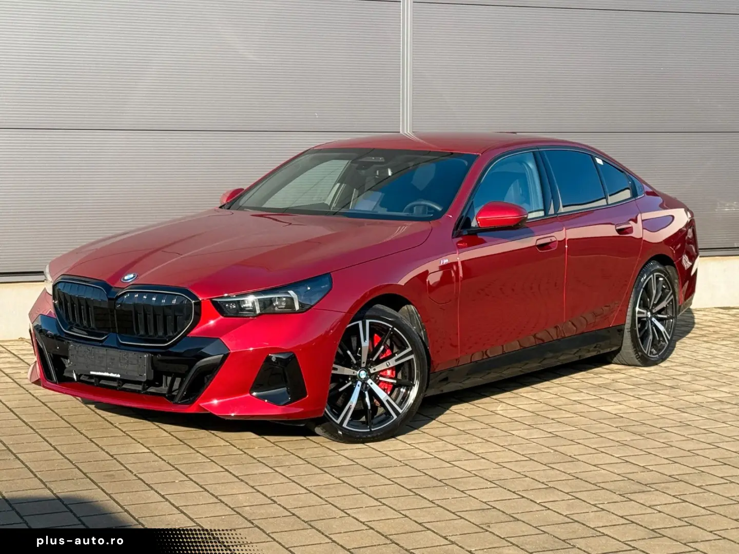 BMW 550e xDrive M Sport Pro B&W Sitzbelüftung 360