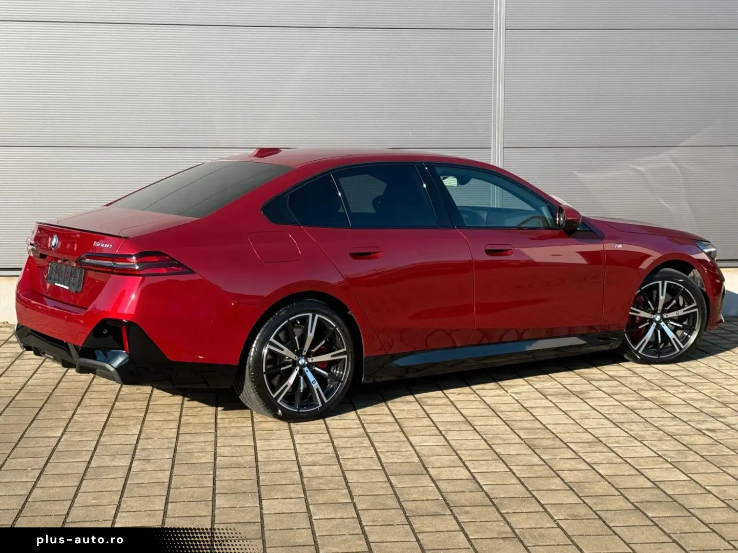 BMW 550e xDrive M Sport Pro B&W Sitzbelüftung 360