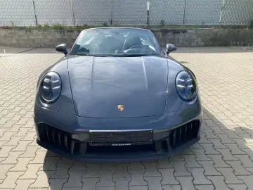 Porsche 992 GTS4 Cabrio Lift Seating Climate BOSE