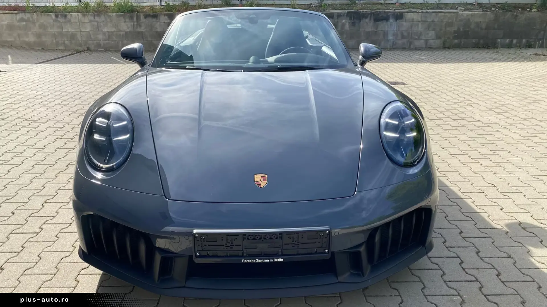 Porsche 992 GTS4 Cabrio Lift Seating Climate BOSE