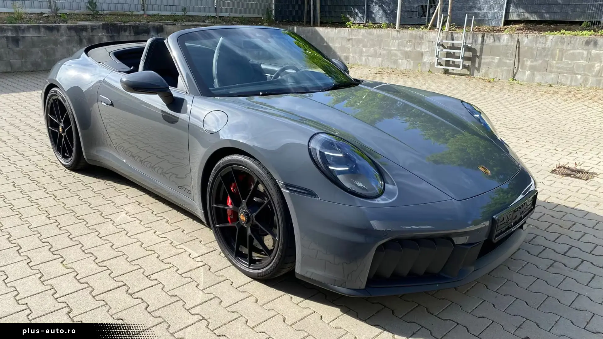 Porsche 992 GTS4 Cabrio Lift Seating Climate BOSE