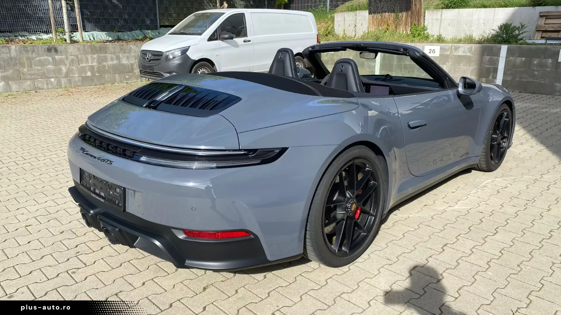 Porsche 992 GTS4 Cabrio Lift Seating Climate BOSE