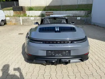 Porsche 992 GTS4 Cabrio Lift Seating Climate BOSE