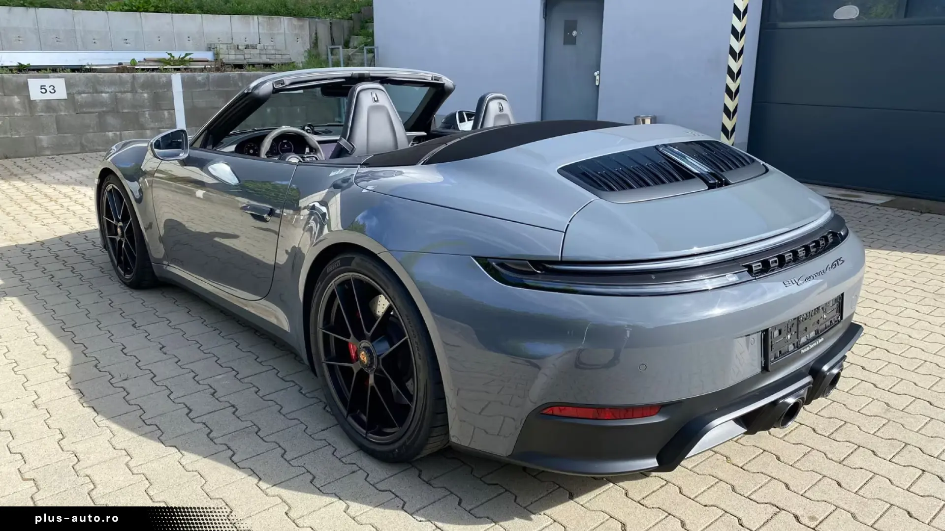 Porsche 992 GTS4 Cabrio Lift Seating Climate BOSE