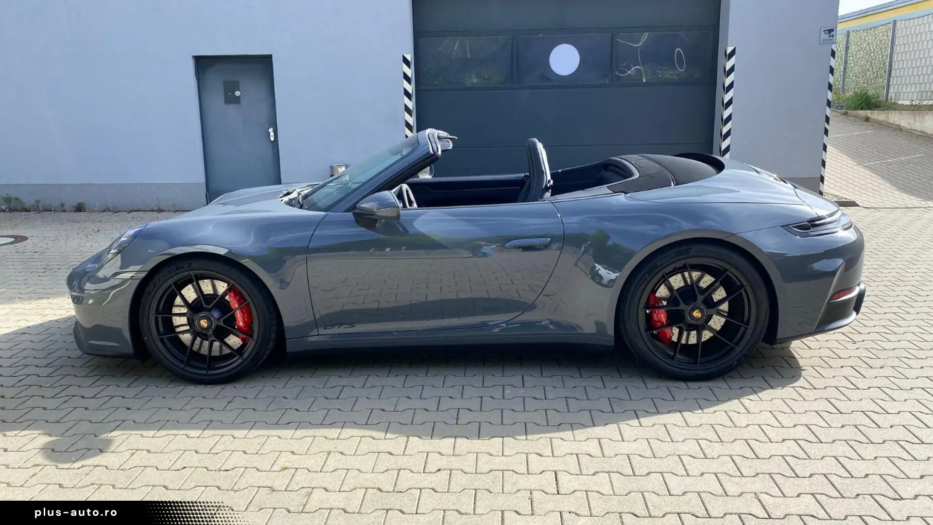 Porsche 992 GTS4 Cabrio Lift Seating Climate BOSE