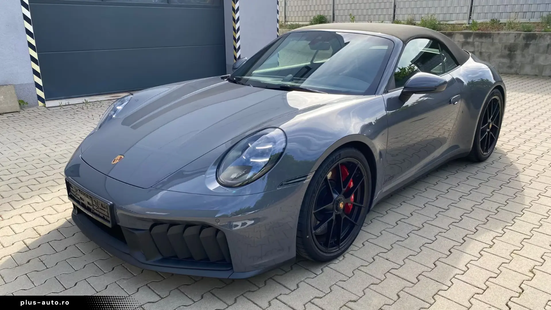 Porsche 992 GTS4 Cabrio Lift Seating Climate BOSE