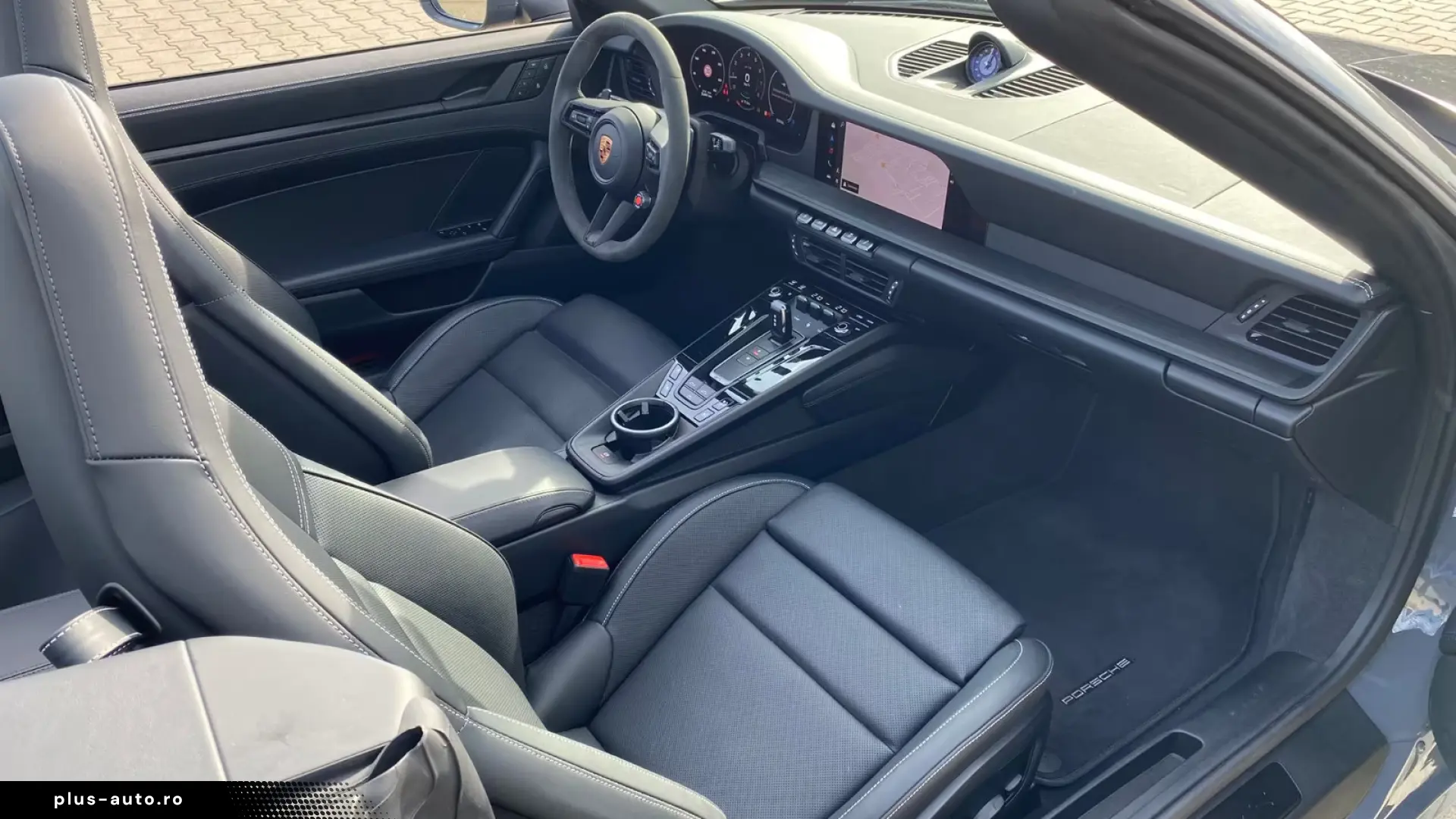 Porsche 992 GTS4 Cabrio Lift Seating Climate BOSE