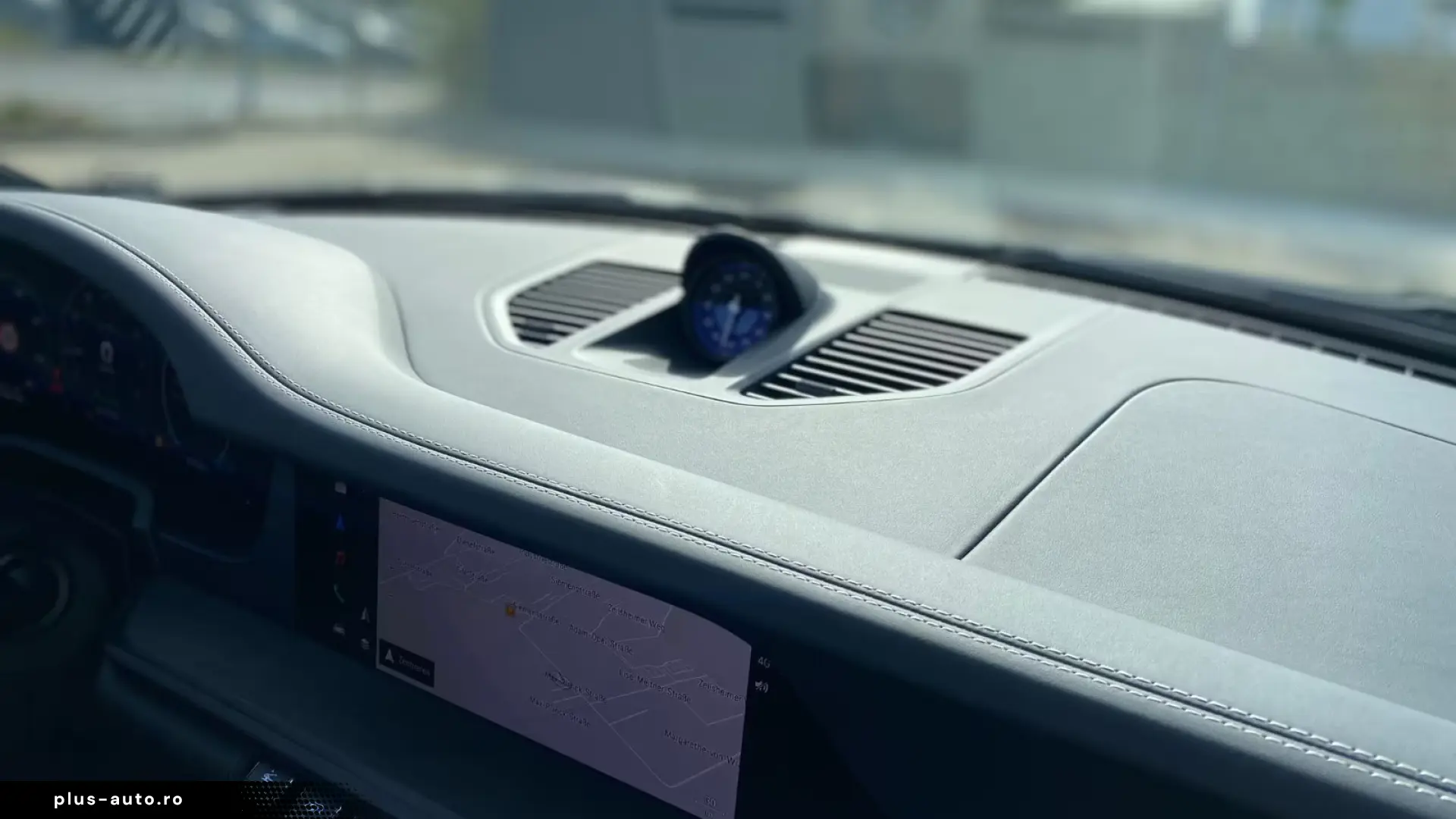 Porsche 992 GTS4 Cabrio Lift Seating Climate BOSE