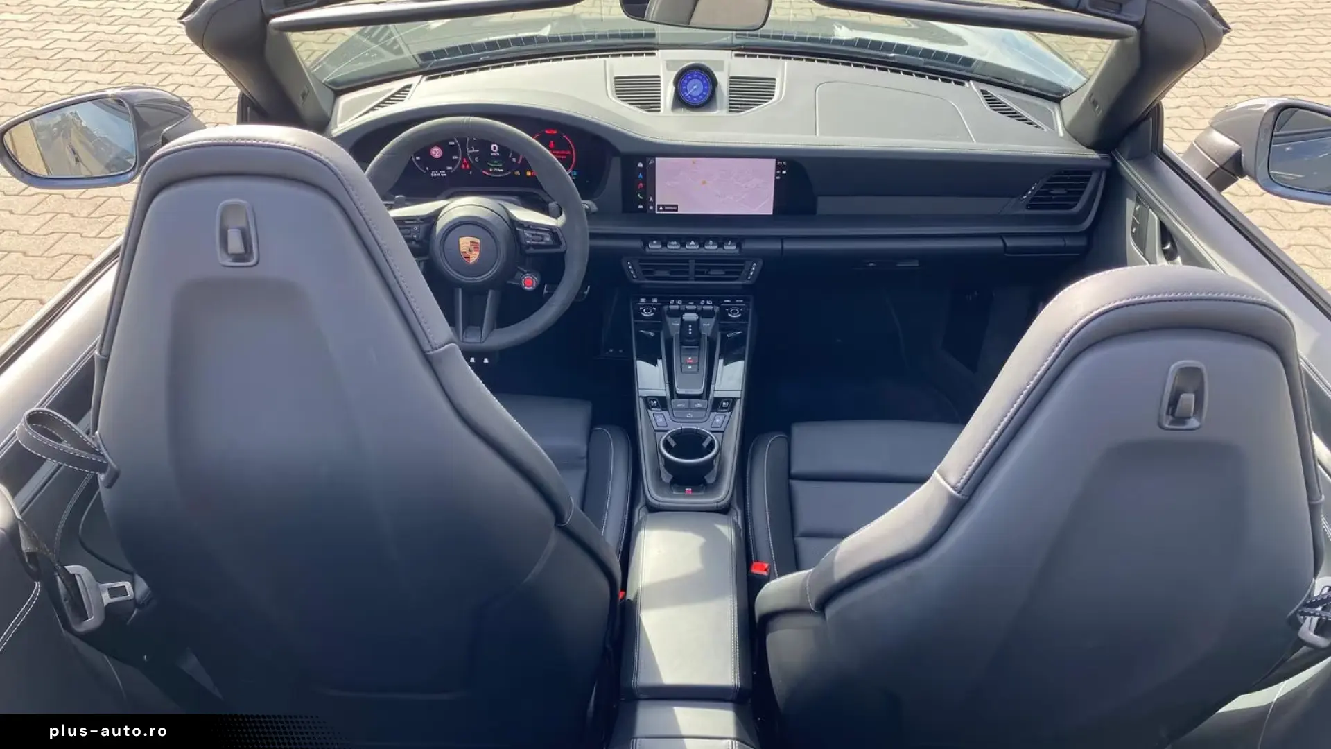 Porsche 992 GTS4 Cabrio Lift Seating Climate BOSE