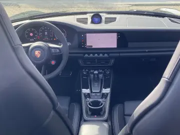 Porsche 992 GTS4 Cabrio Lift Seating Climate BOSE