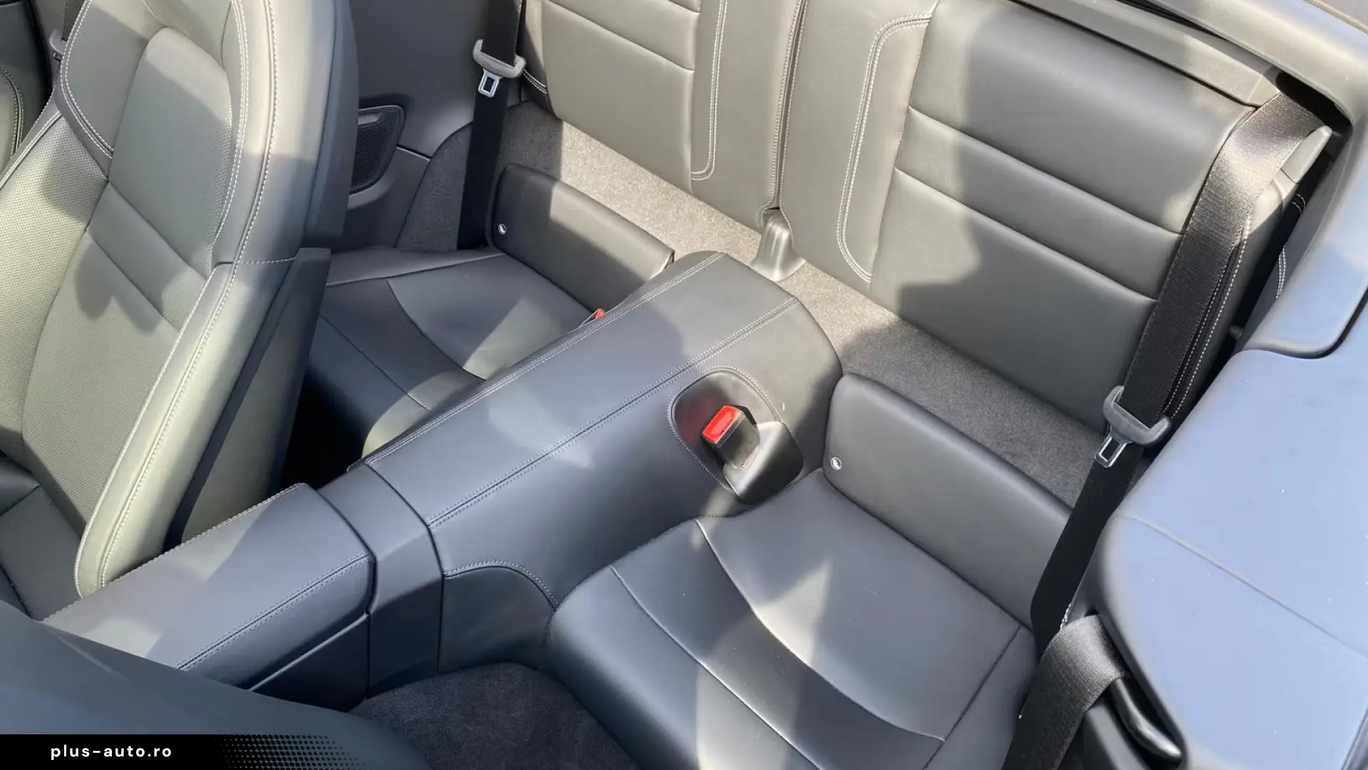 Porsche 992 GTS4 Cabrio Lift Seating Climate BOSE