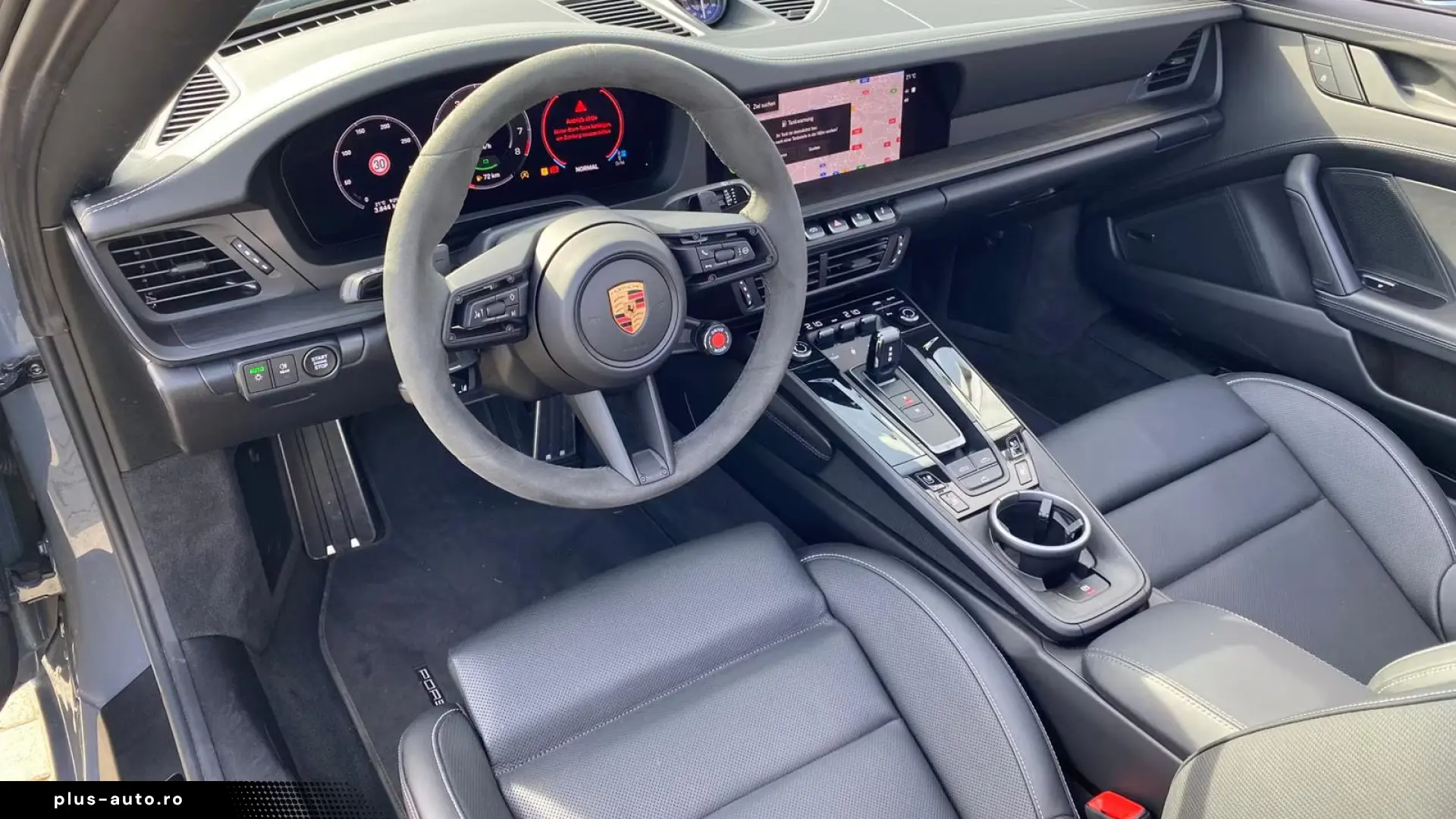 Porsche 992 GTS4 Cabrio Lift Seating Climate BOSE