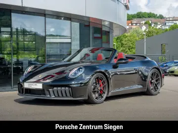orsche 992 Carrera 4 GTS Cabriolet Chrono Sport