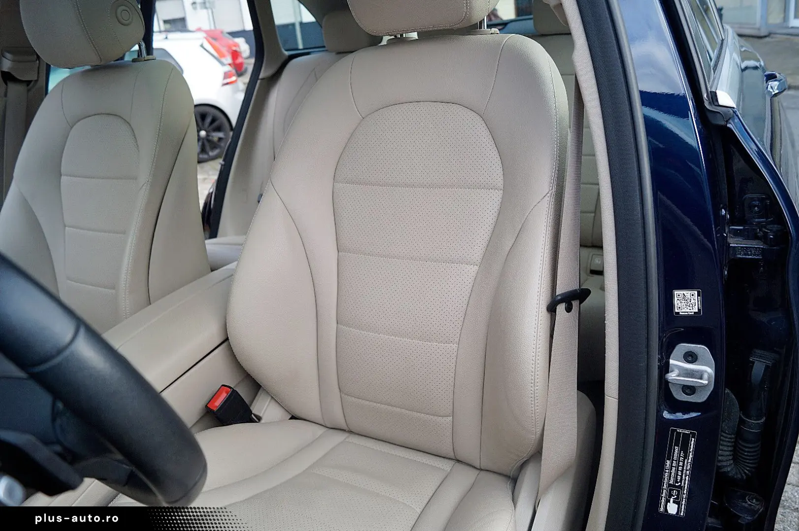 MERCEDES-BENZ GLC 300 4M PANORAMA LEDER BEIGE 360  A&hellip;