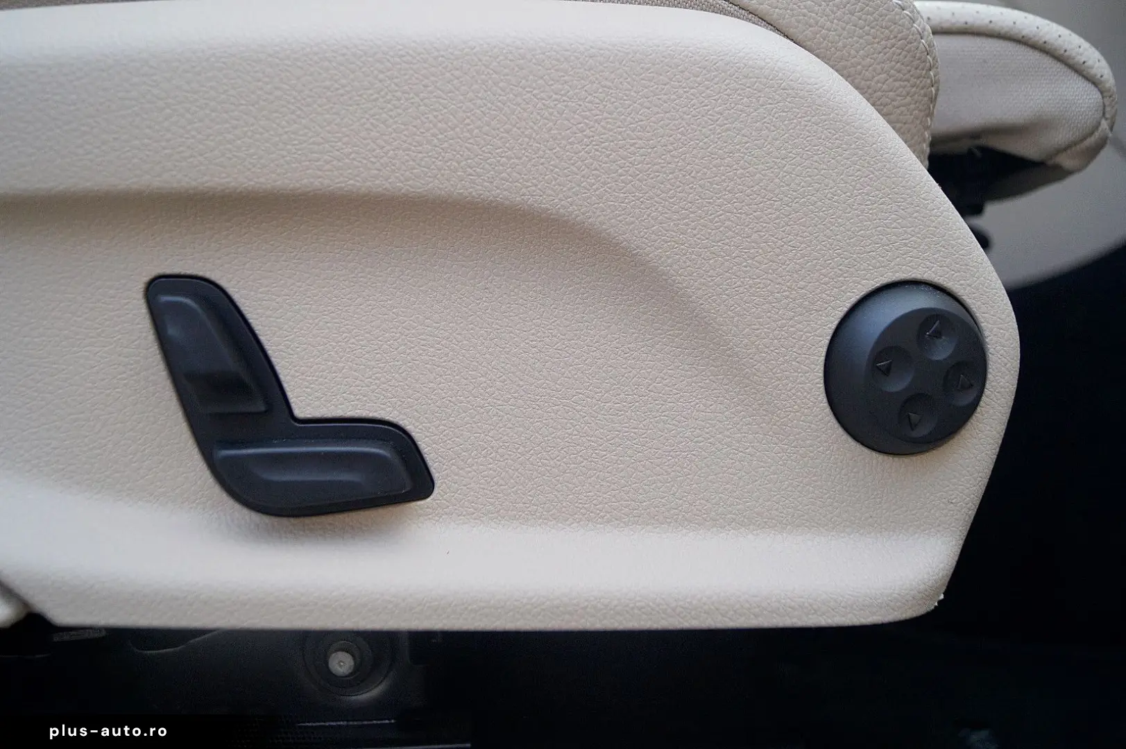 MERCEDES-BENZ GLC 300 4M PANORAMA LEDER BEIGE 360  A&hellip;