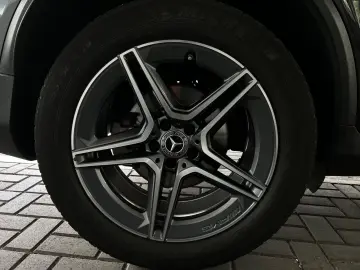 MERCEDES-BENZ GLC 200 AMG COUPE  LED 360  BURM VZE M…